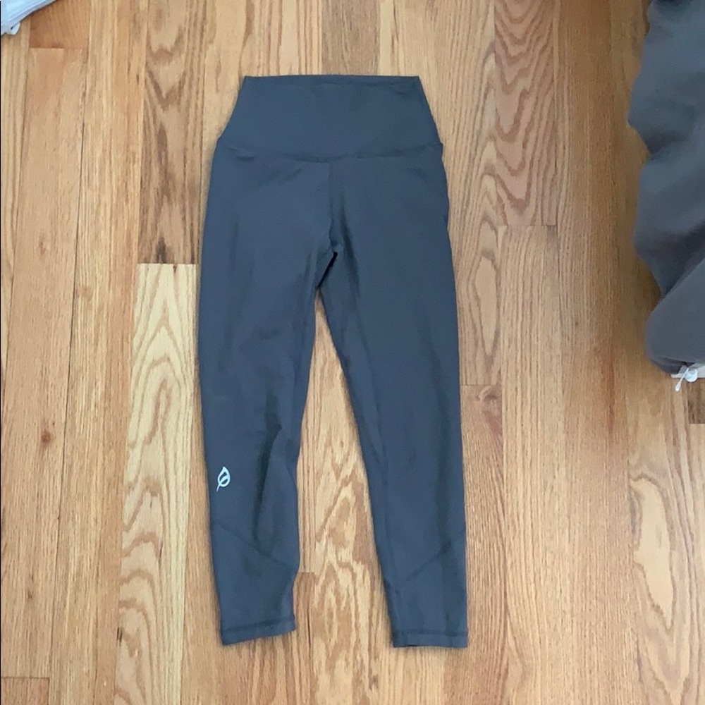 P’tula grey leggings
